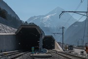 В Швейцарии - фестиваль открытия самого длинного железнодорожного тоннеля мира