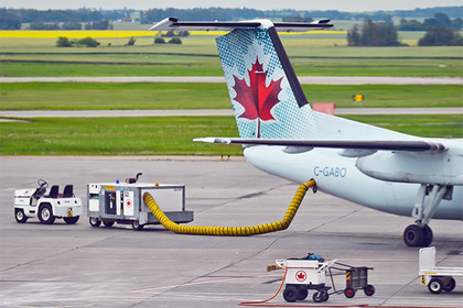 Канадская авиакомпания отказала 10-летнему ребенку в перелете из-за овербукинга