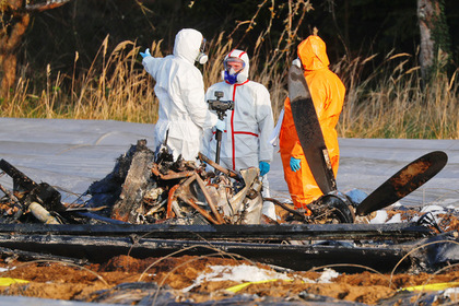 Спасатели нашли тела погибших в авиакатастрофе в Германии россиян